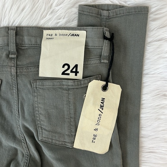 NWT Rag & Bone Skinny Jeans in Distressed Sage - Picture 6 of 12